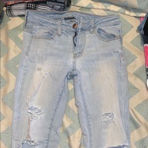 Destroyed Jeans AEO